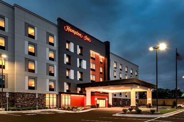 Hampton Inn By Hilton Baltimore Bayview Campus image 1